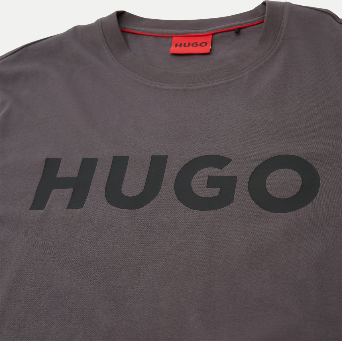 HUGO T-SHIRT WITH PRINT LOGO - Regular FIT