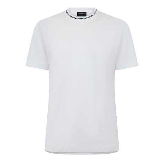 EMPORIO ARMANI
BASIC T-SHIRT - BIANCO CALDO